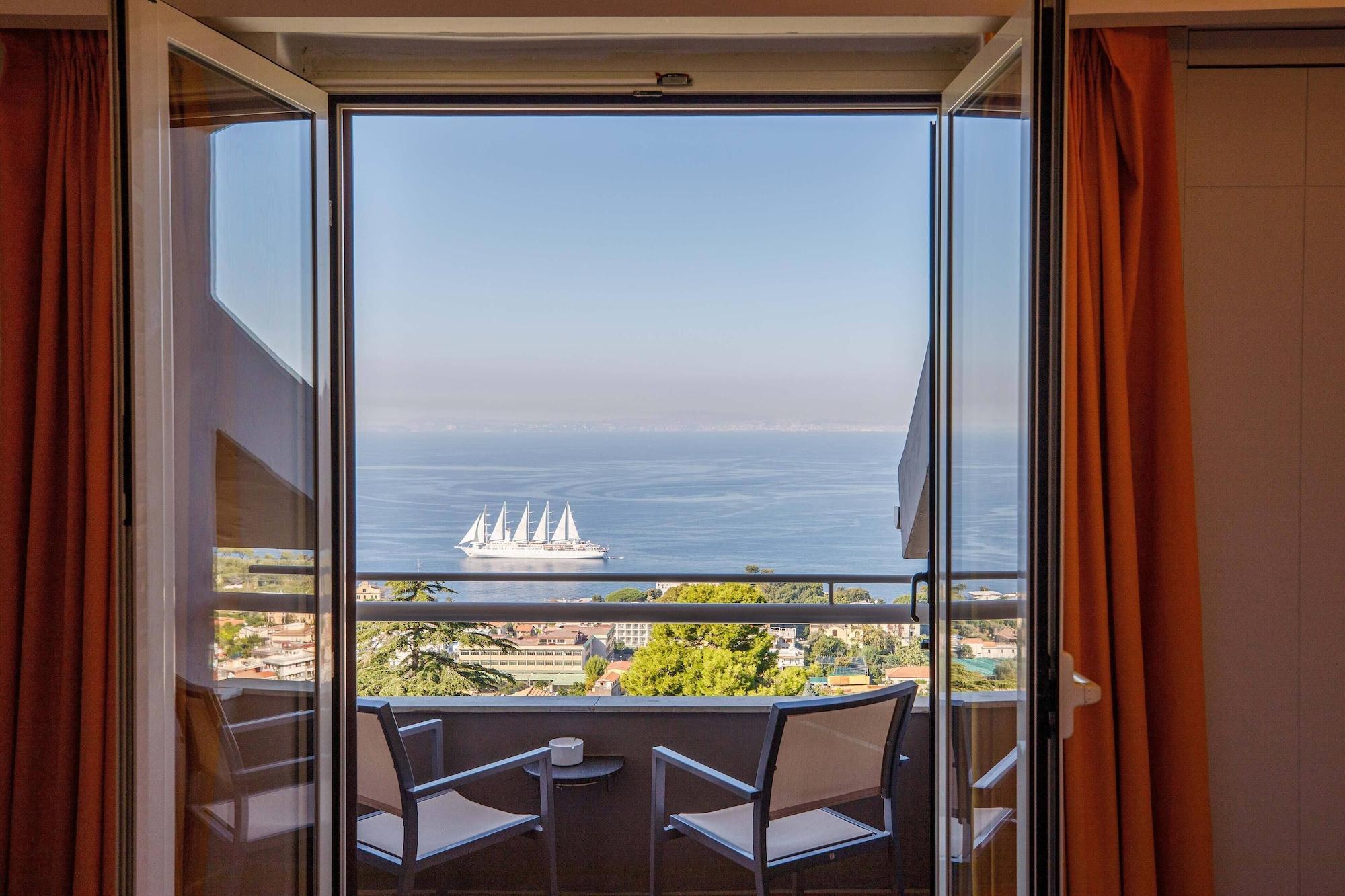 Art Hotel Gran Paradiso Sorrento Exterior foto
